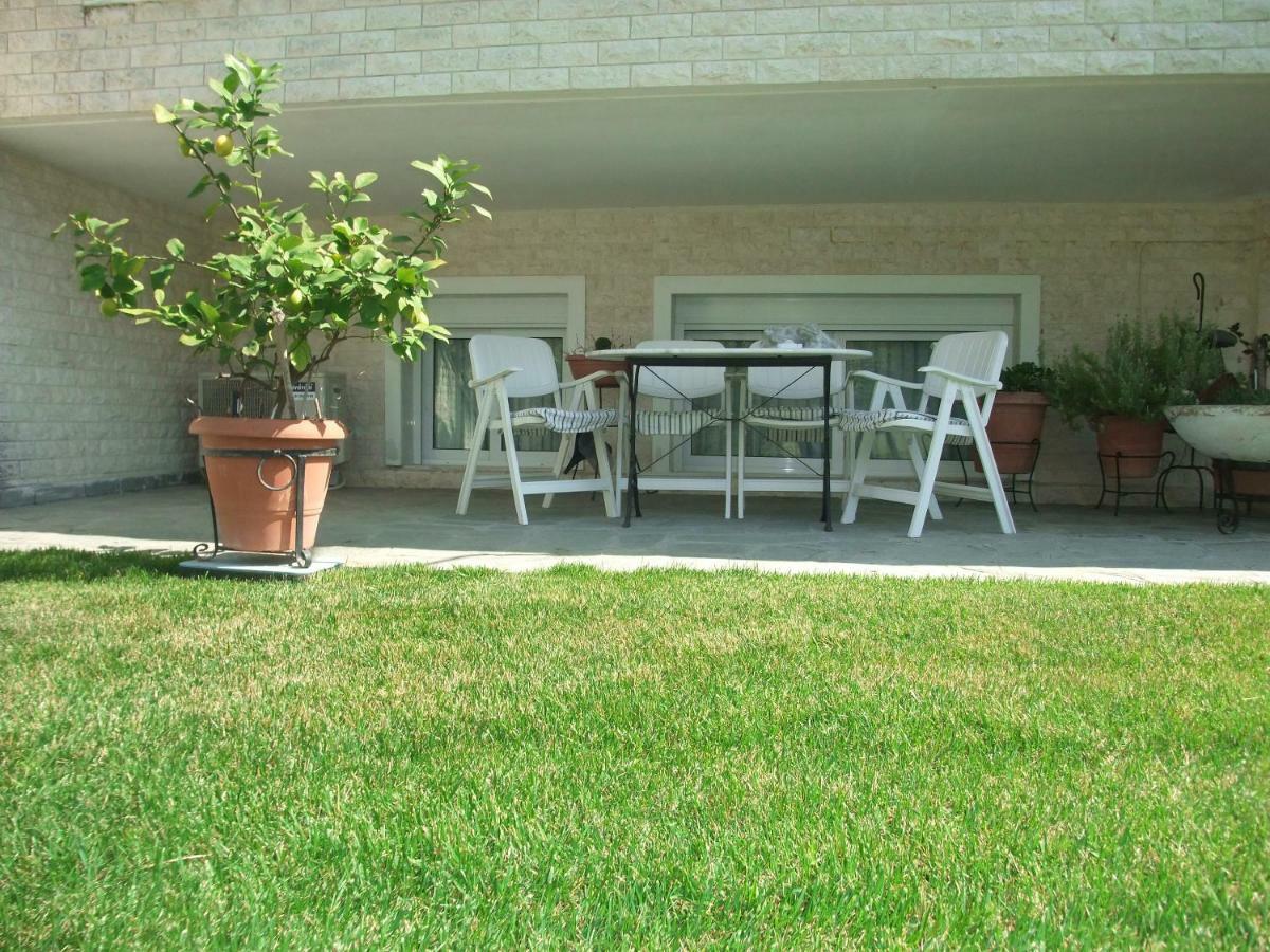 Apartamento A Majestic Elegant House With A Garden Peraía Exterior foto